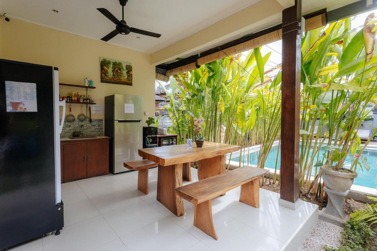 Bubu Canggu Guesthouse Exterior photo