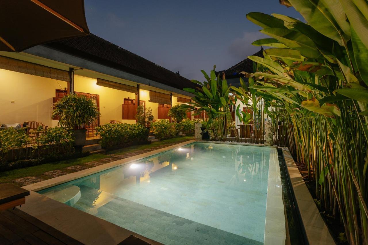 Bubu Canggu Guesthouse Exterior photo