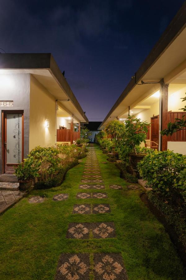 Bubu Canggu Guesthouse Exterior photo